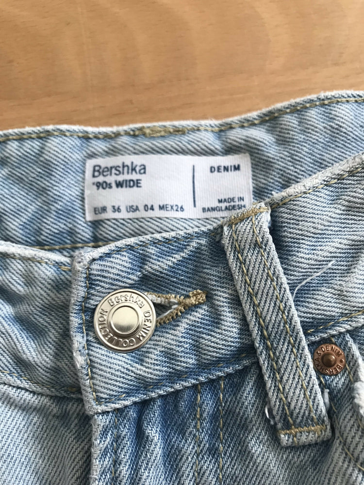 kurze Jeans