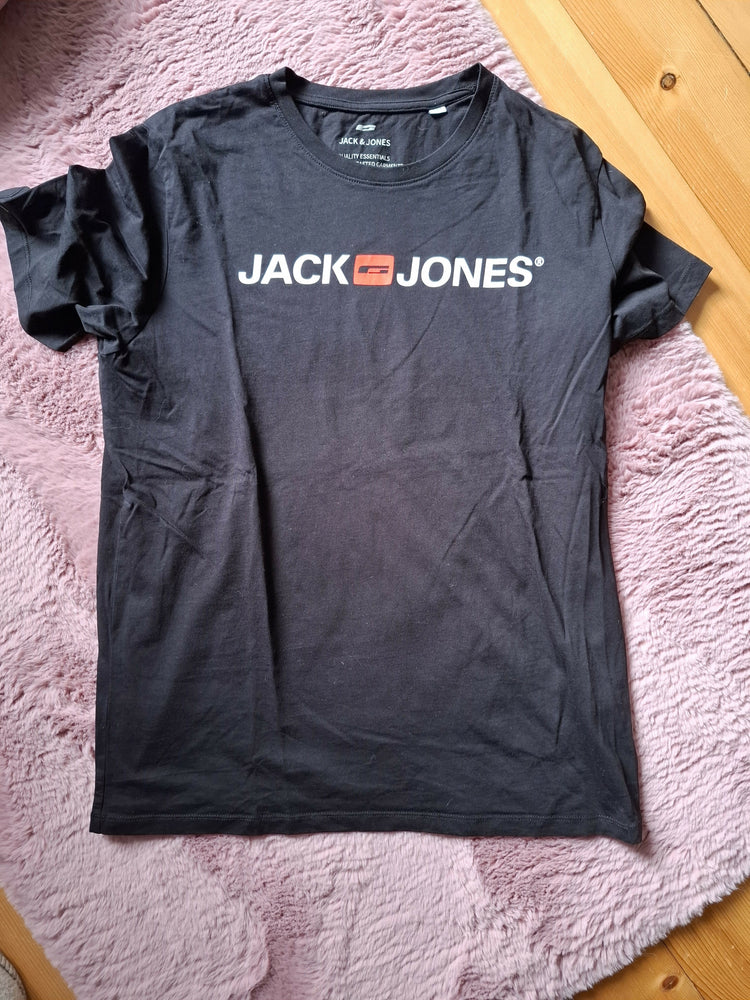 JACK JONES