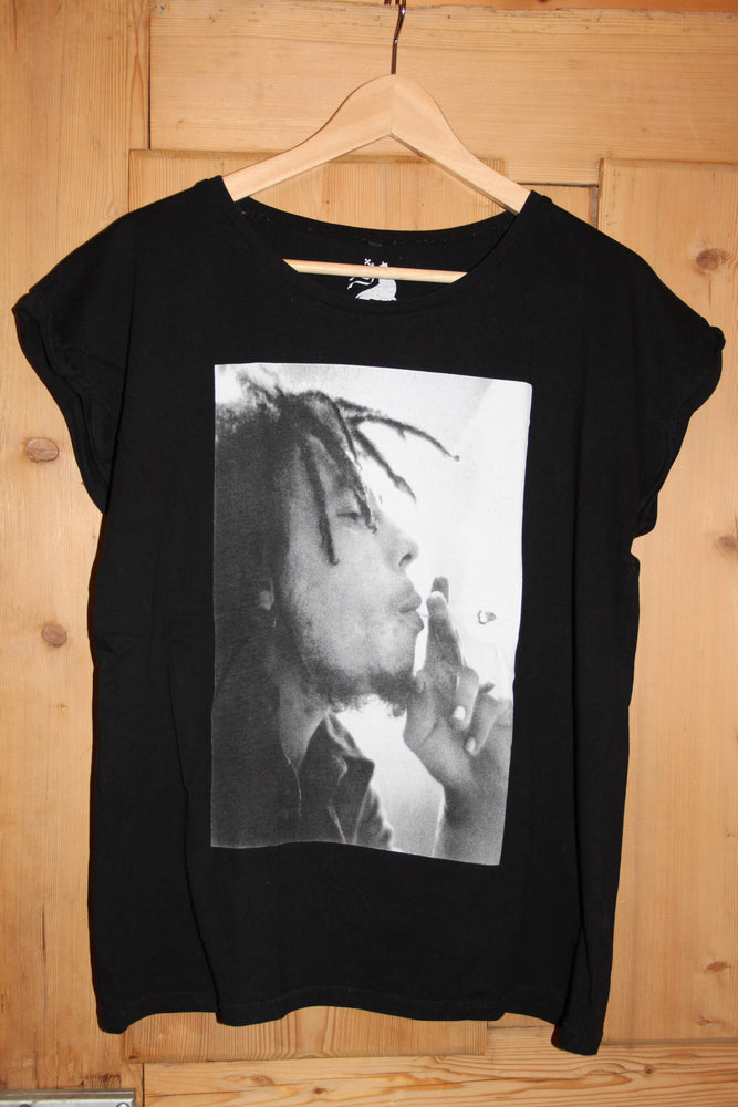 
            
                Laden Sie das Bild in den Galerie-Viewer, T-Shirt &amp;quot;Bob Marley&amp;quot;
            
        