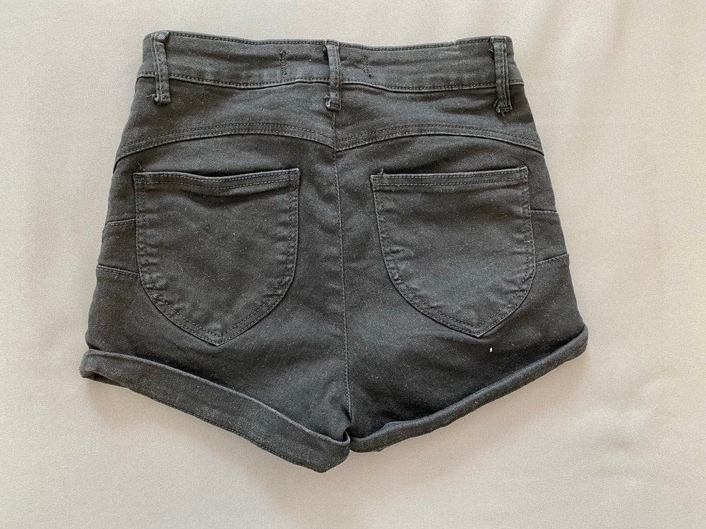 Schwarze Hotpants