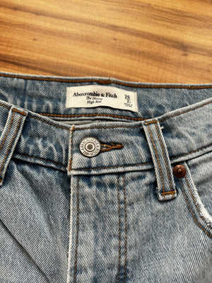 A&F Jeans, Grösse 26