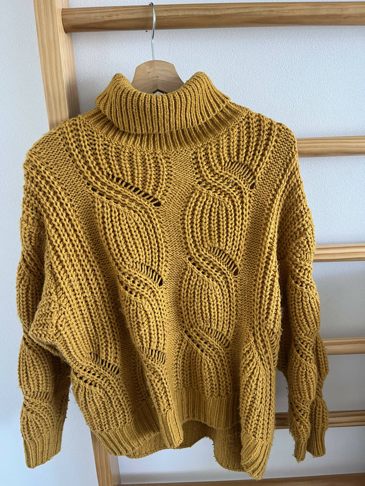 Senfgelber Pullover