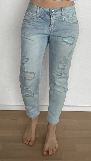 
            
                Laden Sie das Bild in den Galerie-Viewer, Jeans destroyed Look
            
        