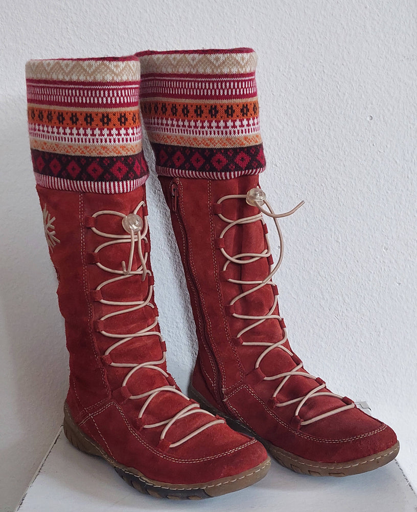 Vintage Wildleder Stiefel mit Stoffabschluss im Ethnomuster