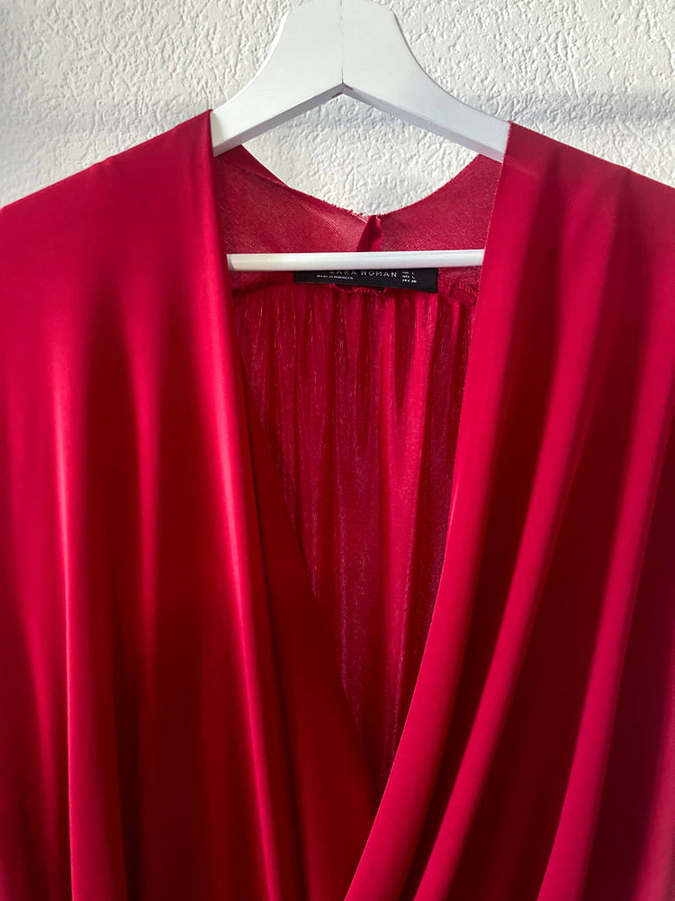 rotes elegantes Kleid