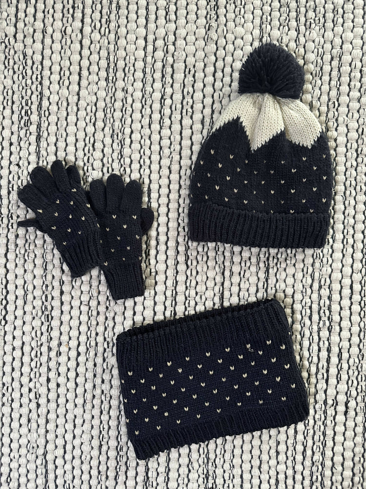 Mütze, Schal und Handschuhe Set