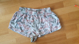 Luftige Sommer Shorts, Grösse S